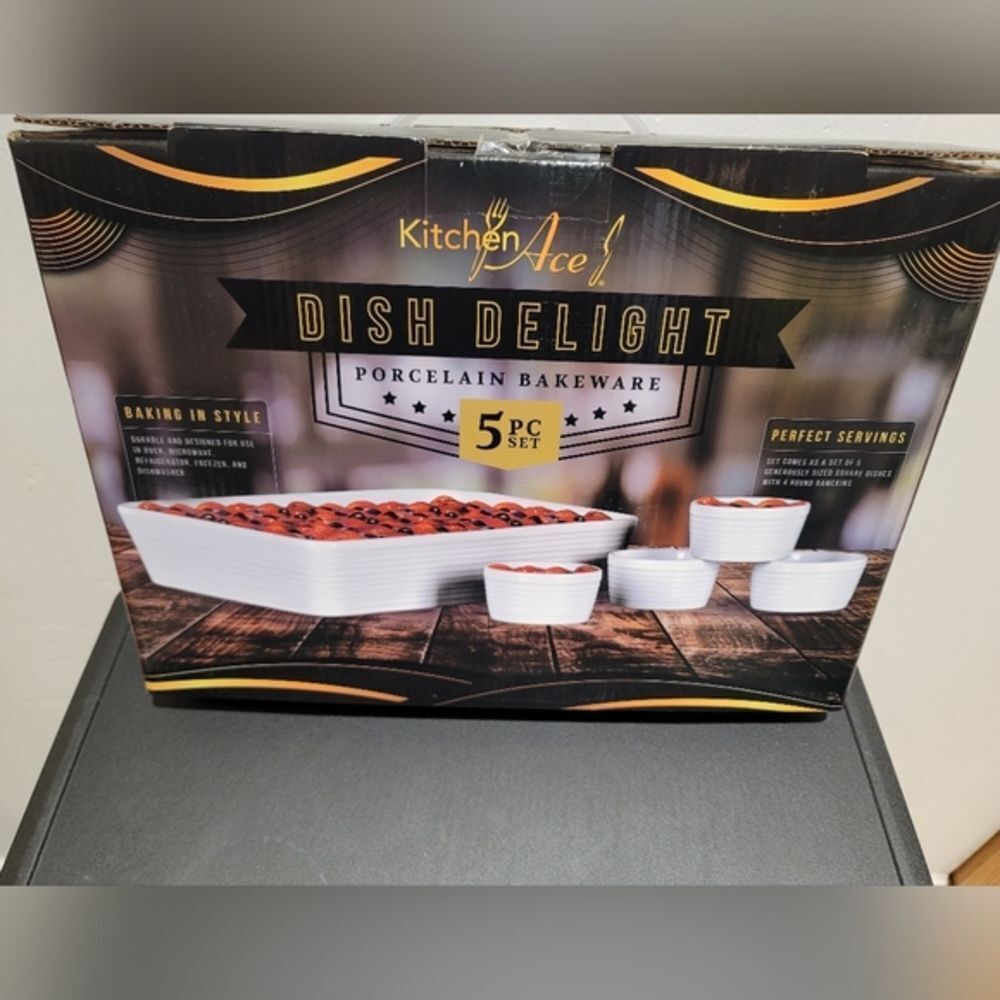Kitchen Ace White Porcelain Bakeware‎ 5pc Baking Set Casserole & 4 round Ramekin
